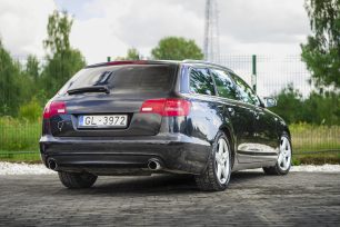 AUDI A6 QUATTRO