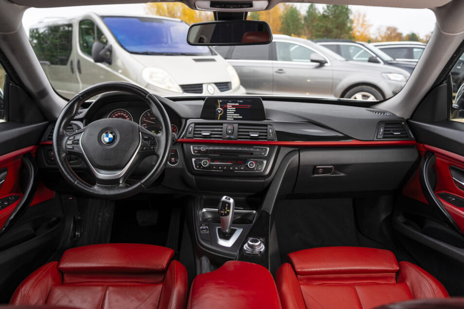 BMW 318 GT