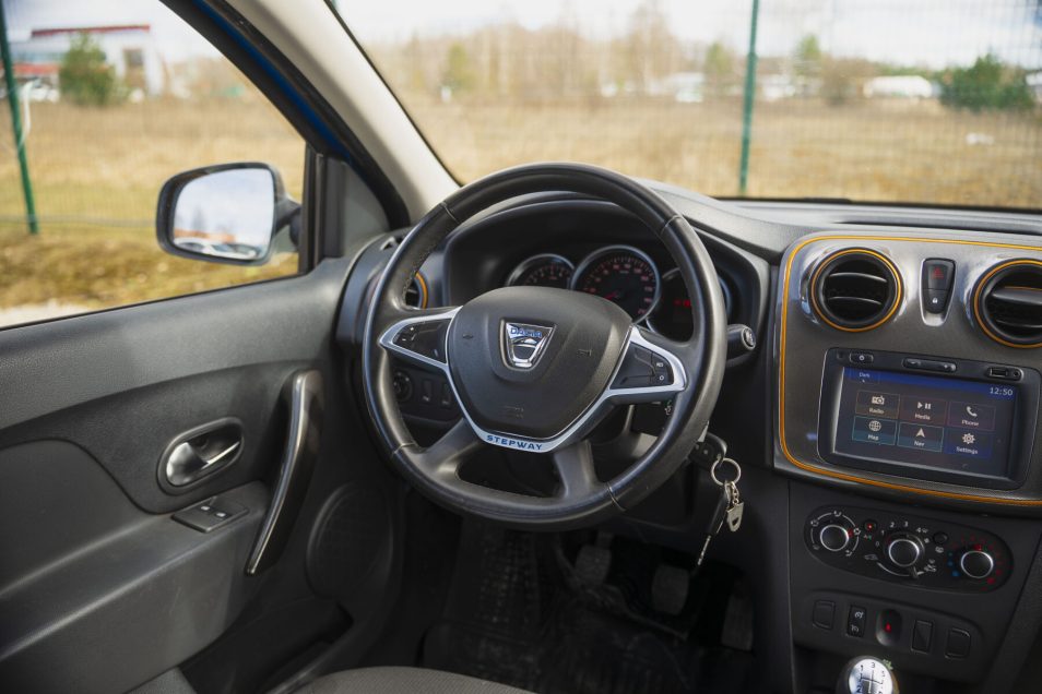 DACIA SANDERO