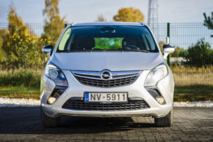 OPEL ZAFIRA TOURER