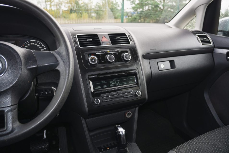 VW TOURAN