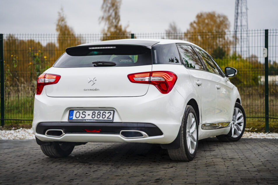 CITROEN DS5