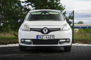 RENAULT MEGANE SCENIC