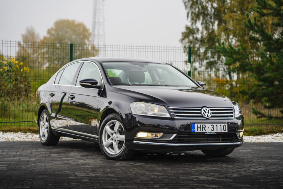 VW PASSAT