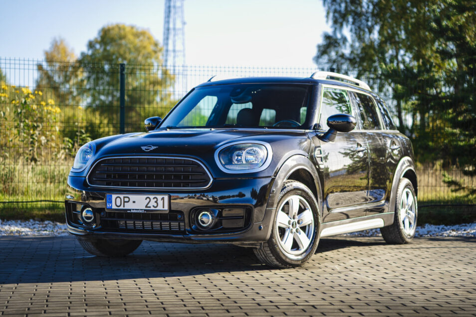MINI COUNTRYMAN COOPER