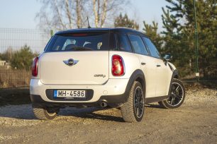 MINI COOPER COUNTRYMAN