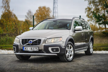 VOLVO XC70