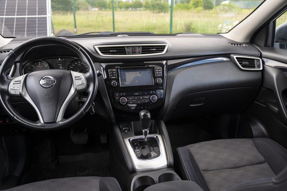 NISSAN QASHQAI