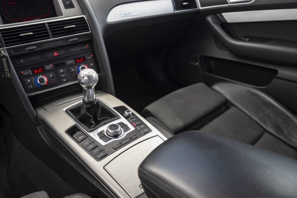 AUDI A6 QUATTRO