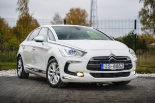CITROEN DS5