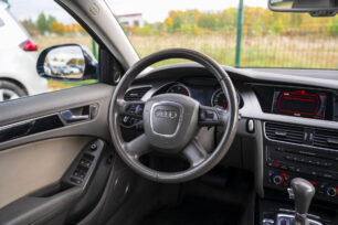 AUDI A4 S-LINE