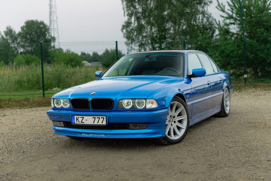 BMW 740I INDIVIDUAL