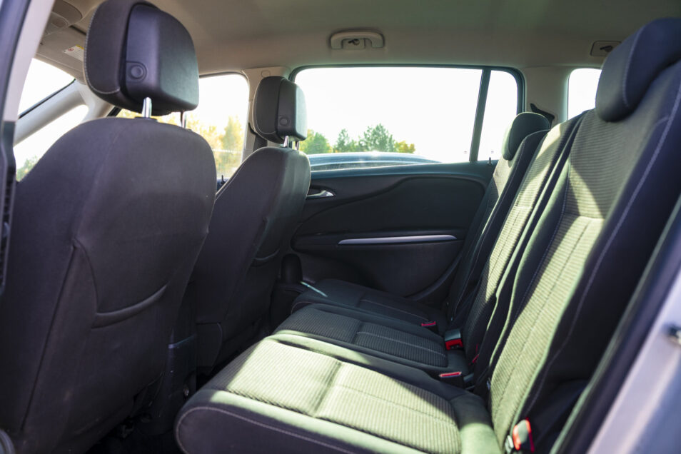 OPEL ZAFIRA TOURER