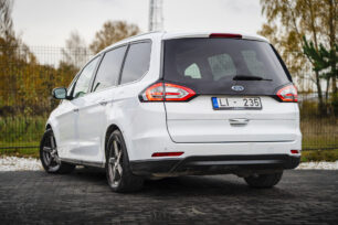 FORD GALAXY