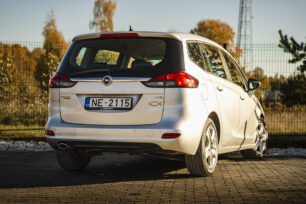 OPEL ZAFIRA TOURER