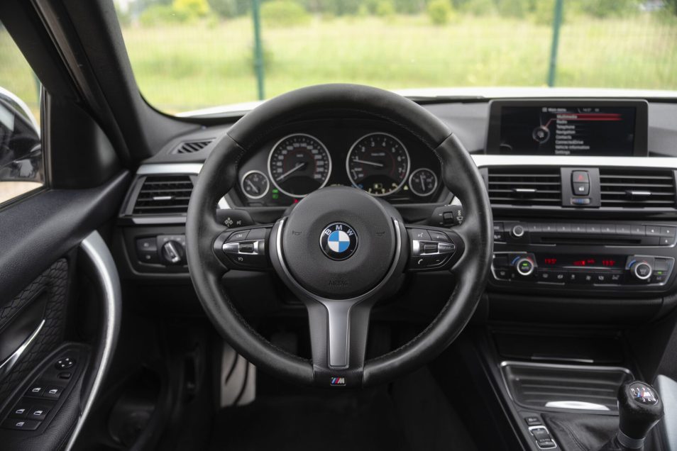 BMW 316I M-PACK