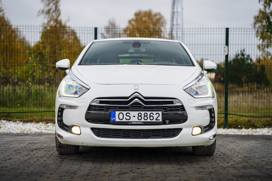 CITROEN DS5