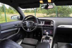 AUDI A6 QUATTRO