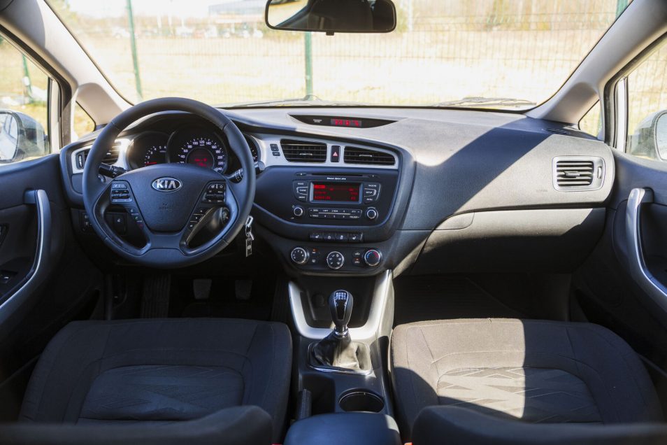 KIA CEE D