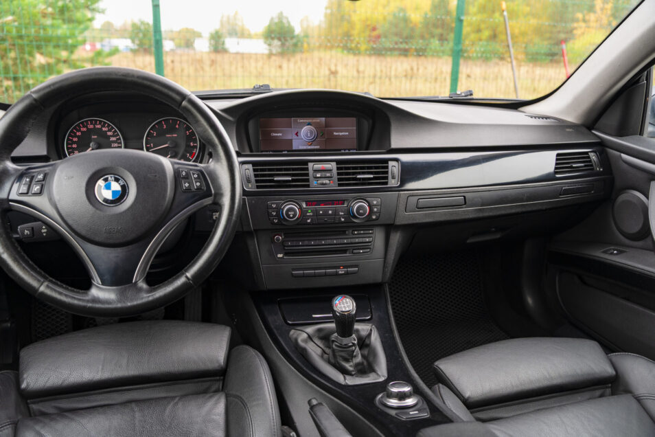 BMW 320 M-PACK