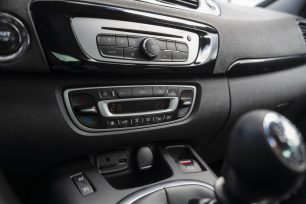 RENAULT MEGANE SCENIC