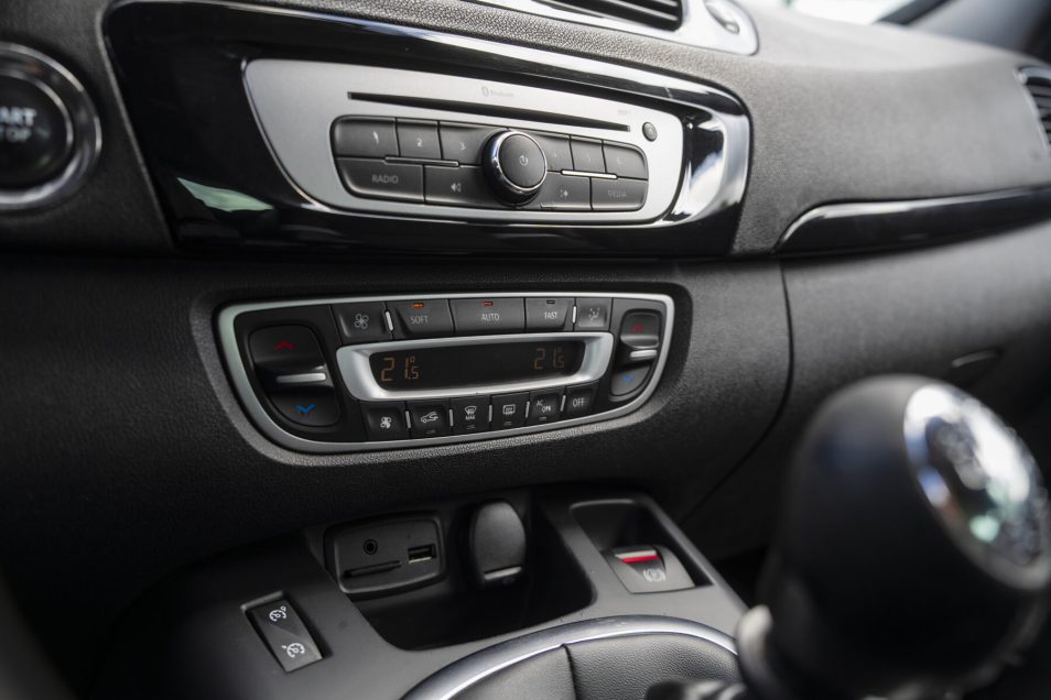 RENAULT MEGANE SCENIC