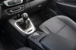 RENAULT MEGANE SCENIC
