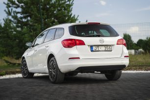 OPEL ASTRA SPORTS TOURER