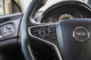 OPEL INSIGNIA SPORTS TOURER SW