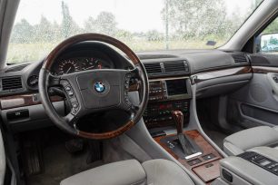 BMW 740I INDIVIDUAL