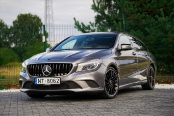 MERCEDES BENZ CLA 220 CDI