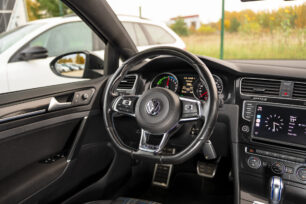 VW GOLF GTE