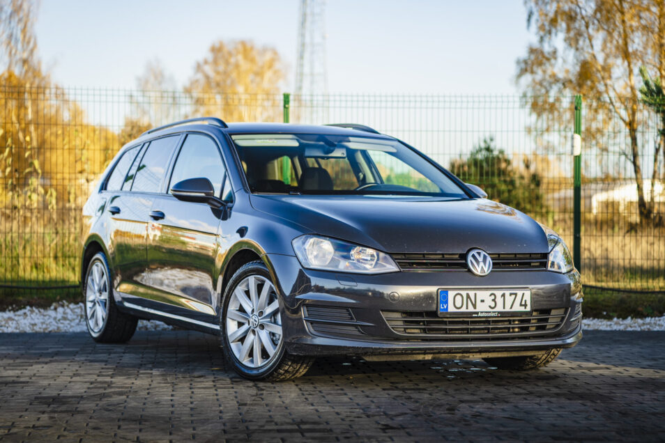 VW GOLF