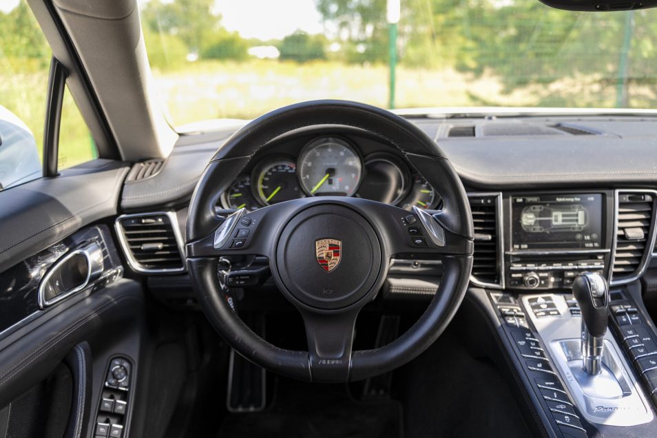 PORSCHE PANAMERA S E-HYBRID