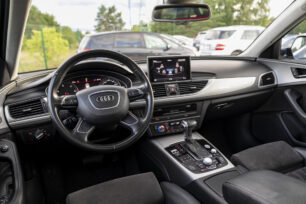 AUDI A6 AVANT QUATTRO