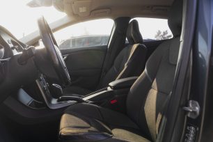 VOLVO V40 CROSS COUNTRY
