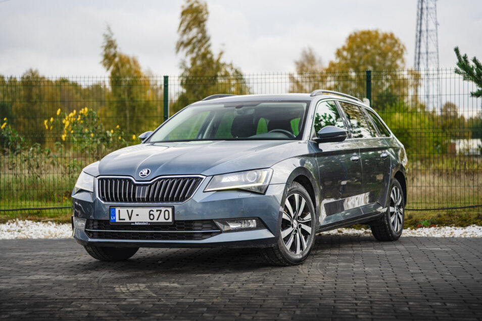 ŠKODA SUPERB