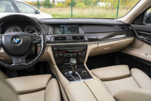 BMW 740 X-DRIVE