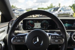 MERCEDES BENZ CLA 200D