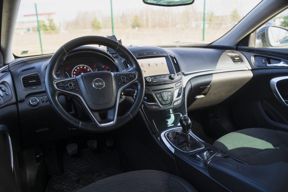 OPEL INSIGNIA SPORTS TOURER SW