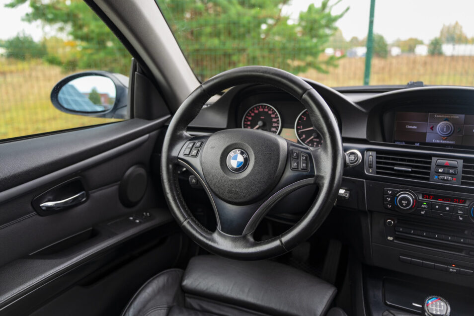 BMW 320 M-PACK