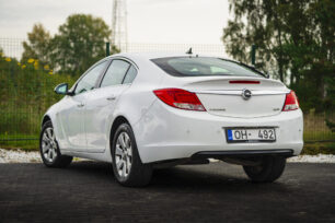 OPEL INSIGNIA