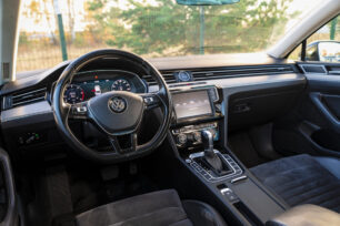 VW PASSAT
