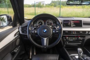 BMW X6 M50D