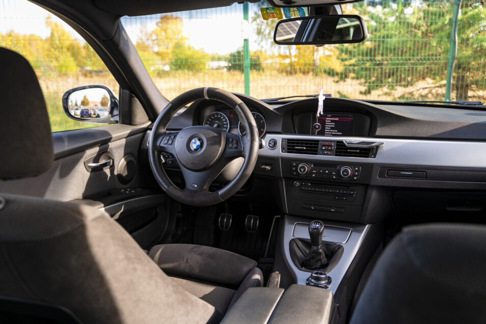 BMW 320 M-PACK FACE-LIFT