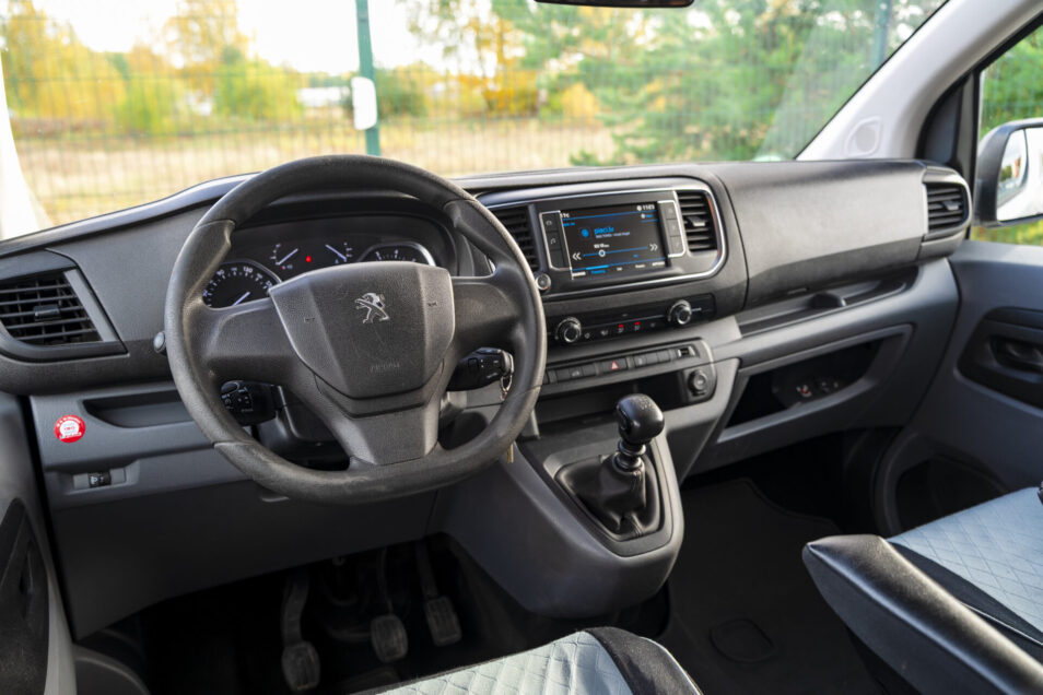 PEUGEOT EXPERT