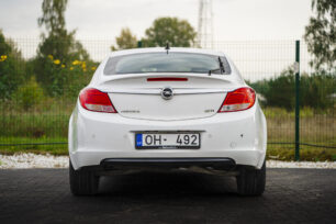 OPEL INSIGNIA