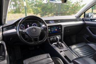 VW PASSAT