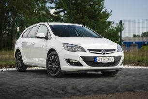 OPEL ASTRA SPORTS TOURER