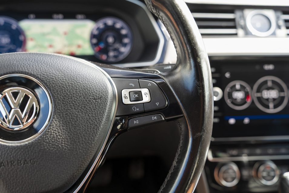 VW PASSAT